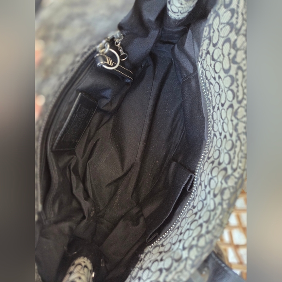 Coach 2007 Soho Signature Canvas Black/Brown Micro C Shoulder Bag - Picture 6 of 8